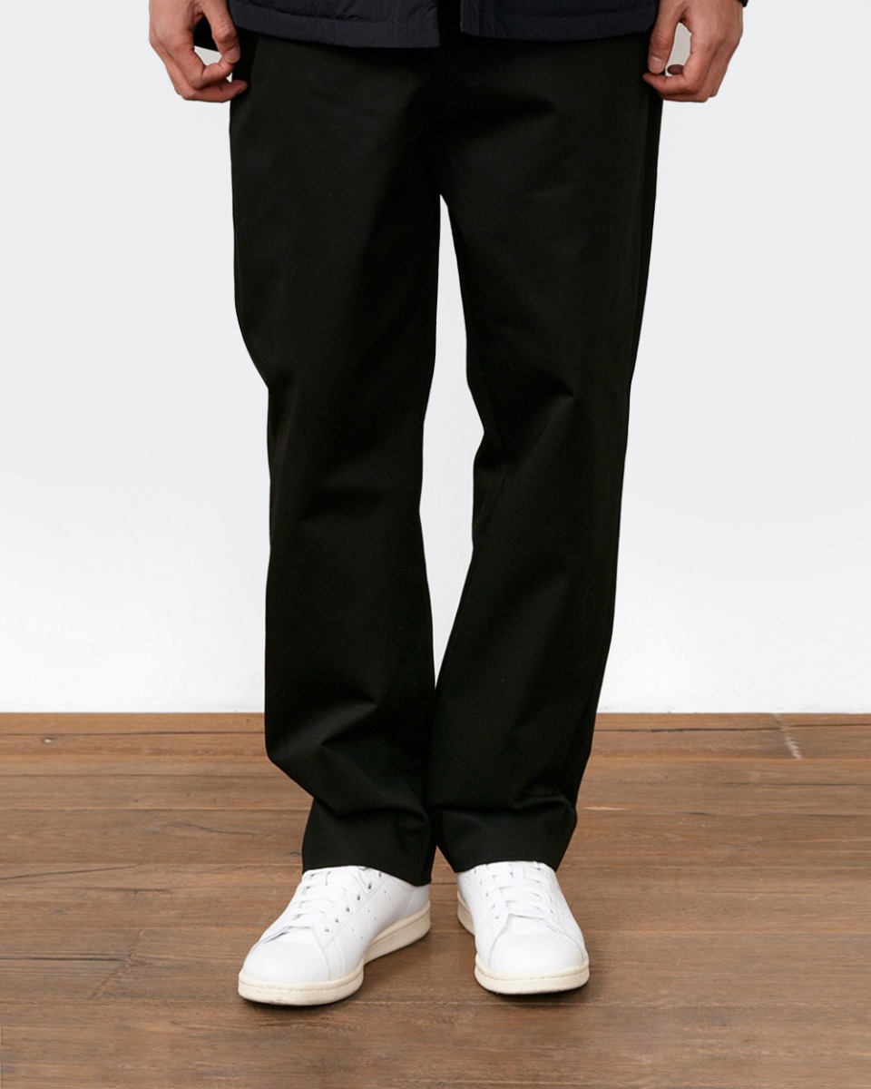 Out Pocket Boarder Chino Pants_Black